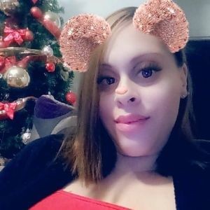 Meet your Posher, Rosa alina